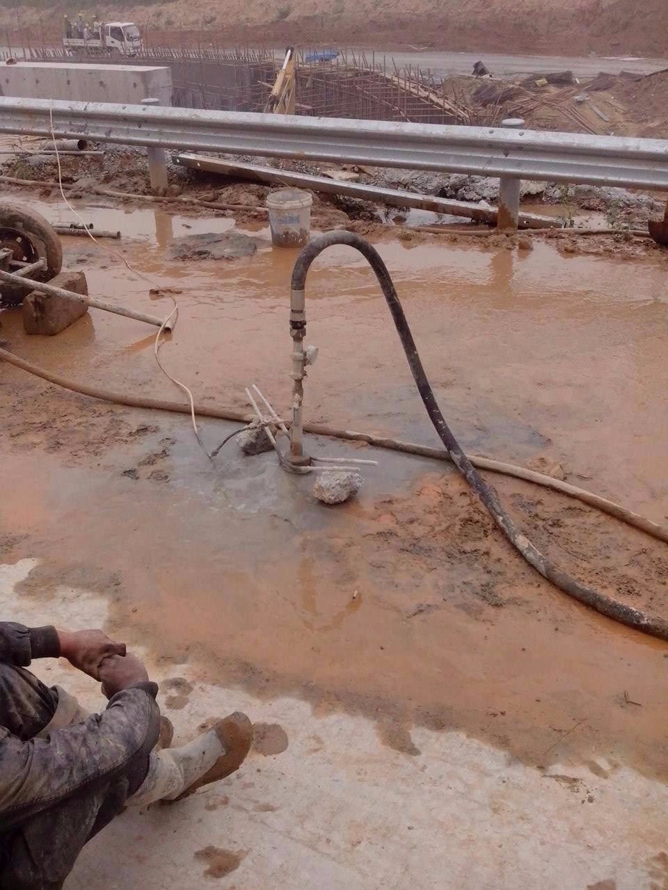 南县路基压密注浆